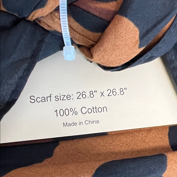 Sunday State | Leopard Print Scarf - Picture 4 of 4